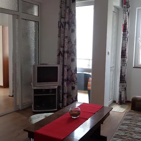 Vlasta Konukevi 2*