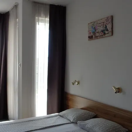Vlasta Vendégház Szozopol